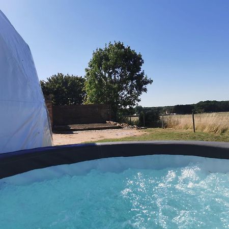 Lincoln Star Dome, Hot Tub, Bbq Apartment Langworth Luaran gambar