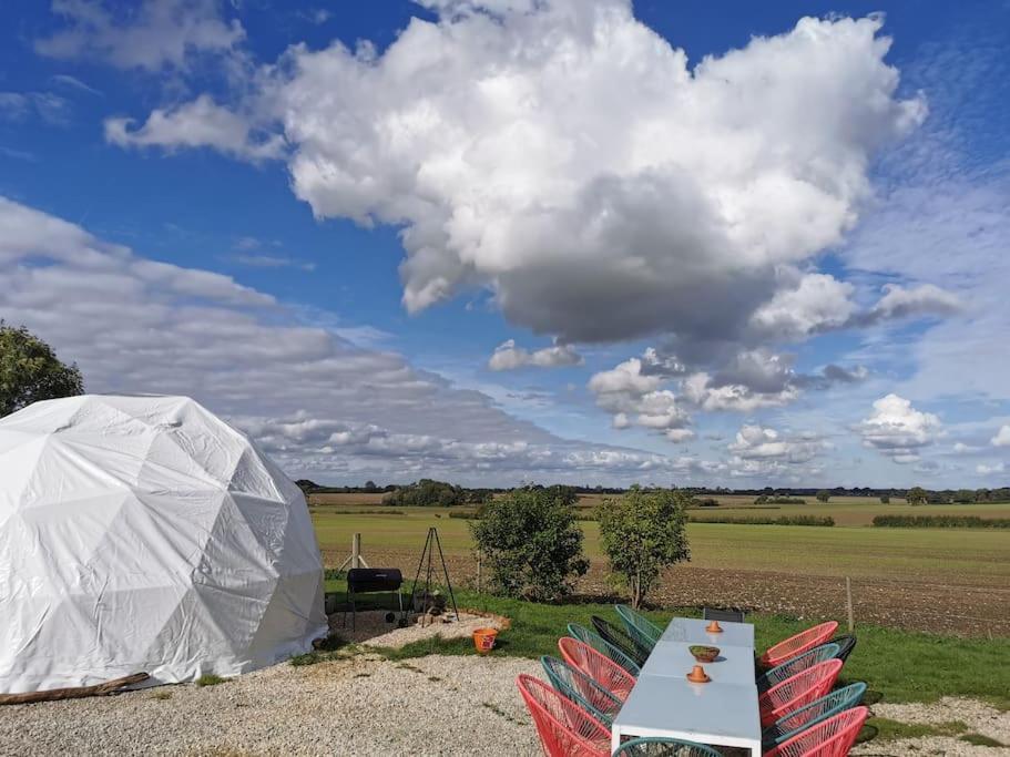 Lincoln Star Dome, Hot Tub, Bbq Apartment Langworth Luaran gambar